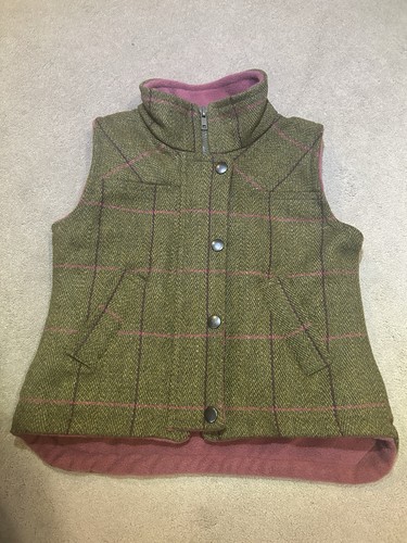 Girls country style gilet size - country,