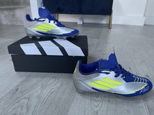 Adidas Messi f50 size 4 children’s football boots with box and packaging