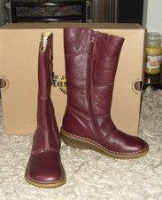 VINTAGE dr martens boots NEW