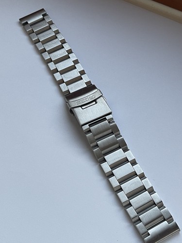 Seiko 20mm oyster style heavy - 20mm,
