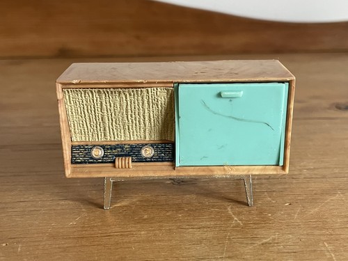 Vintage dolls house triang - vintage,
