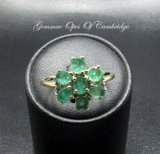 9k 9ct Gold Emerald Flowerhead Cluster Ring Size R 1/2 2.77g Hallmarked