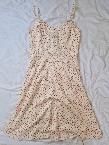 Bnwt cream geometric patterned - cream,