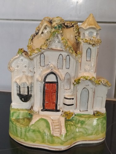 Staffordshire flatback house - flatback,