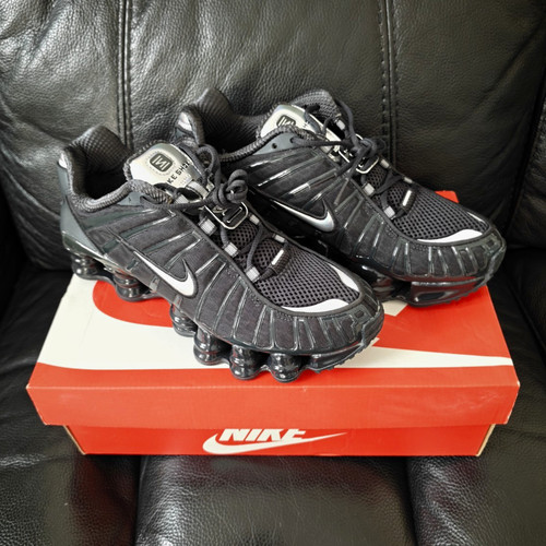 Nike shox men low top - men’s,