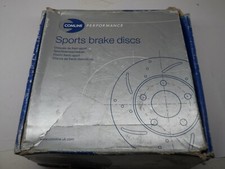 Pair Comline Performance Grooved Brake Discs 256mm for Mitsubishi Sigma & FTO