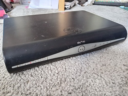 Sky box 500gb built in - box, built-in