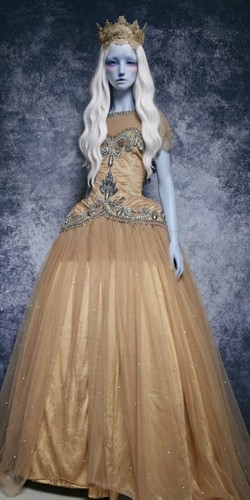 Vintage gem stoned detailed - vintage,
