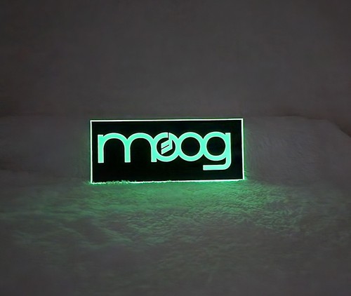 Moog glow the dark - glow,