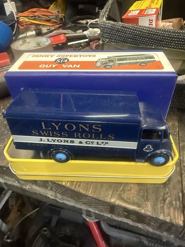 Dinky supertoys guy van - dinky, no