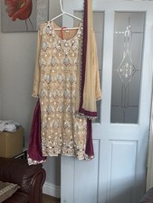 Pakistani Salwar Kameez