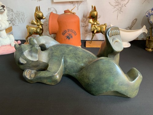 Large artforum baggy bears - large,