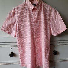 Mens Gap Short Sleeve Shirt,  Size M. BNWT 