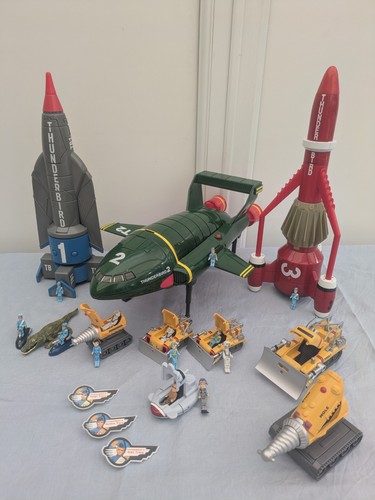 Supersize thunderbirds 3 - 1,