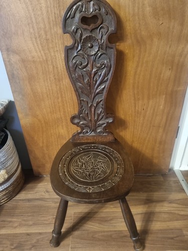 Antique welsh carved - antique,