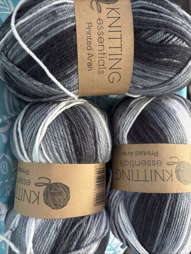 Knitting essentials printed - knitting,