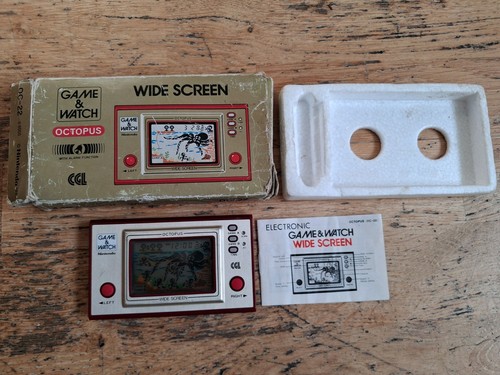 Nintendo game watch wide - game,