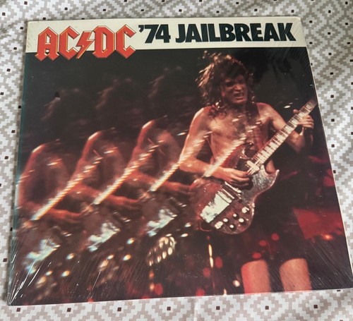 Jailbreak 12 vinyl - ac/dc,
