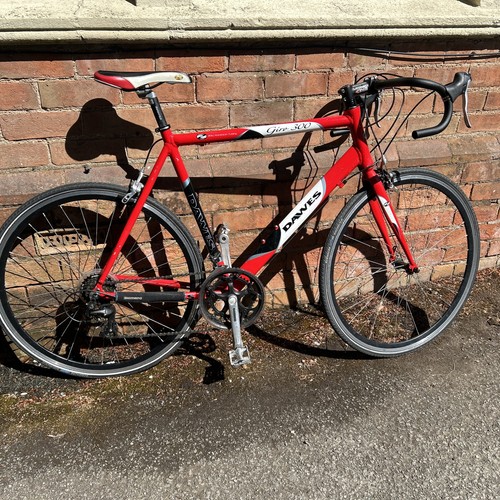 Dawes giro 300 road bike - dawes,
