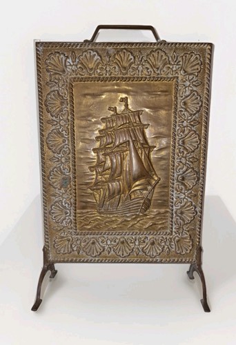 Gold brass ship shell - &,