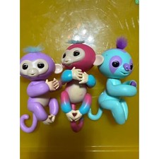 WowWee Fingerlings ~ Lot Of