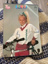 KING COLE BIG VALUE DOUBLE KNIT GIRLS SWEATER DK KNITTING PATTERN