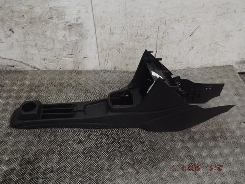 Volkswagen polo centre console - polo,