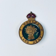 WW2 ERA ORIGINAL WOMENS LAND ARMY ENAMEL PIN BADGE