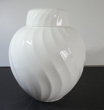 Wedgewood Candlelight White Bone China Urn with Lid. 21cm tall x 17cm wide appro