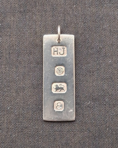 Attractive vintage sterling - attractive,