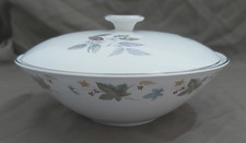 LARGE VINTAGE ENGLISH RIDGEWAY TUREEN IN GOOD CONDITION