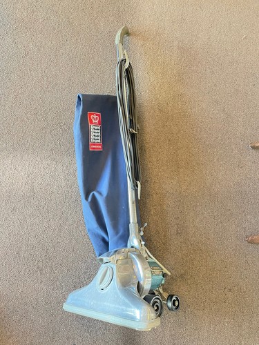 Vintage royal vacuum - royal, tested