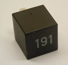 Audi 100 43 C2 Hazard