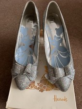 Limited Edition Size 8 Harrods