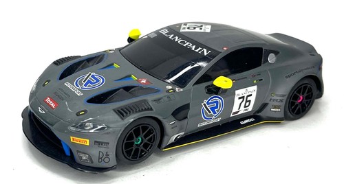 Scalextric aston martin - scalextric,