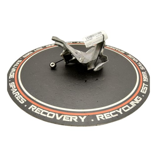 Audi engine mount - a6, bracket