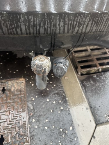 Tow bar with - bar, bracket
