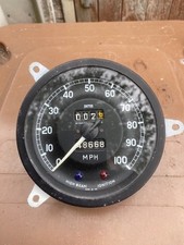 BMC BL ADO16 Vanden Plas 1300 speedo 