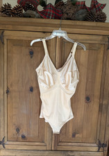 Vtg Rago  Sz 44-DD All in One