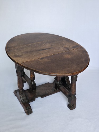 Vintage dark oak drop - vintage, leaf
