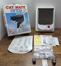 Pet Mate Electromagnetic Cat