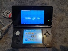Nintendo 3DS Black+Official