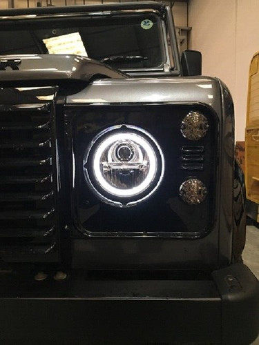 Land rover defender pair - land,