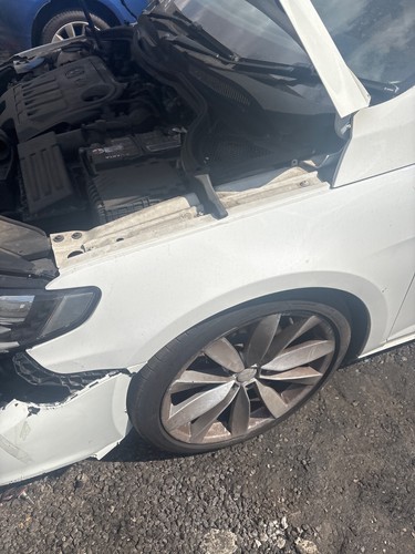 Front wing left 2014 passat - front,