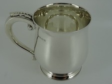 HANDSOME ENGLISH SOLID STERLING SILVER ONE PINT TANKARD BIRMINGHAM 1930 450G