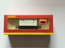 HORNBY R6180 REFRIGERATED VAN