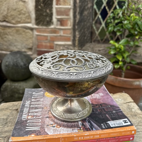 Vintage metal rose - metal, posy
