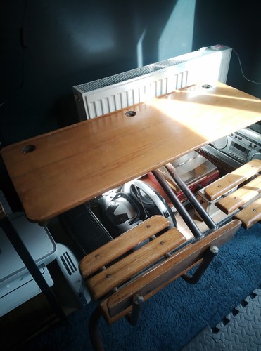 School desk original - desk,