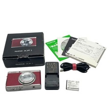 FUJIFILM XF1 Red Compact