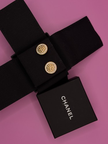 Chanel earrings authentic - chanel,